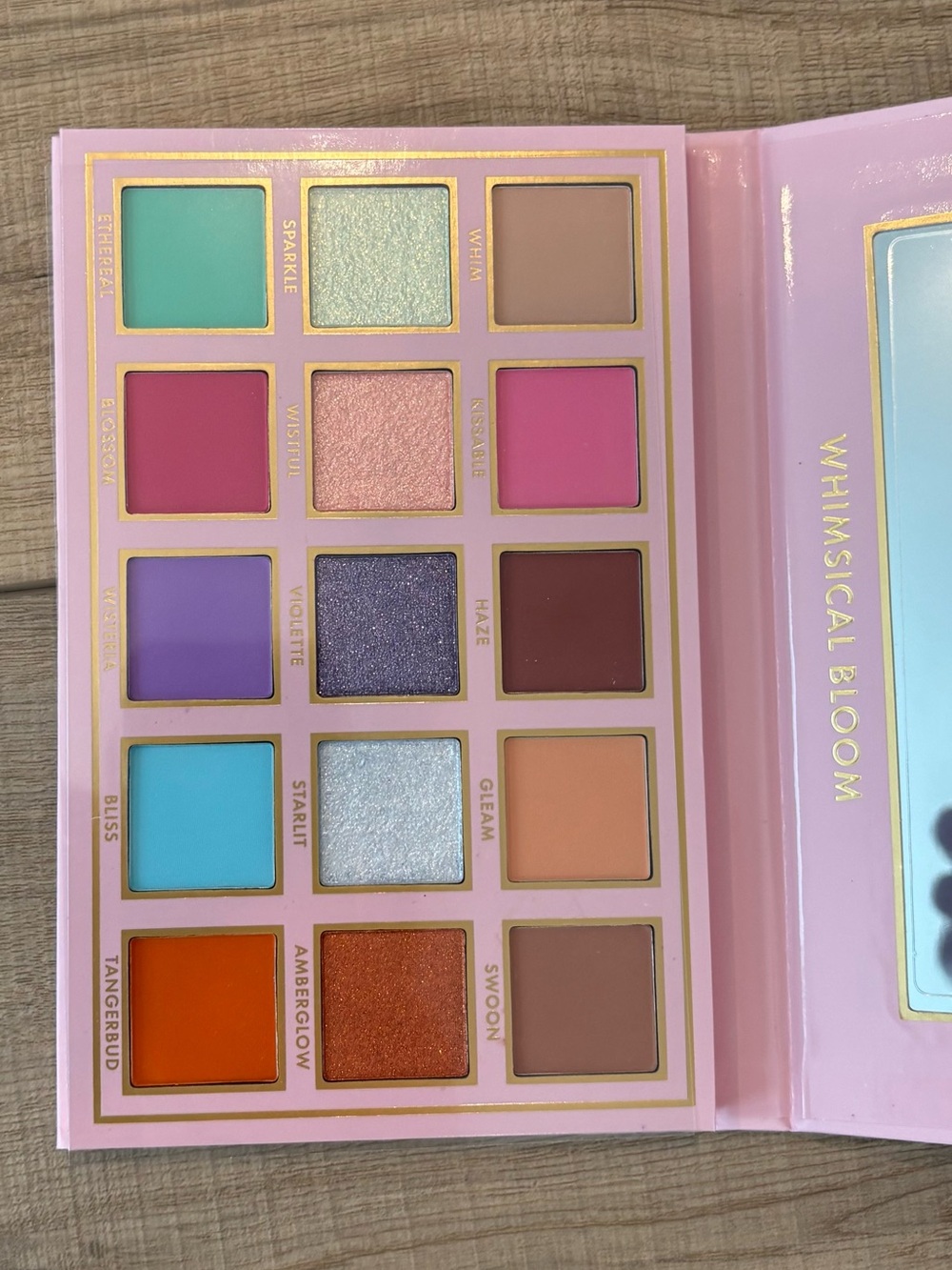 Whimsical Bloom Eyeshadow Palette - Pastel & Bright Multi-Color Set